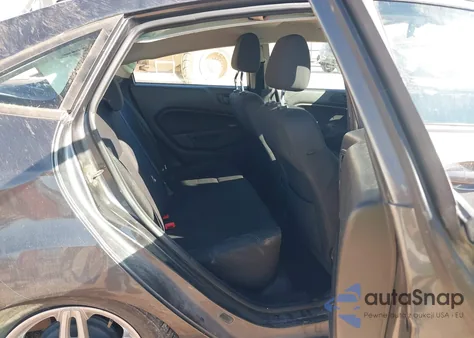 2018 Ford Fiesta Se z USA, uszkodzony, nr VIN 3FADP4BJ8JM123639